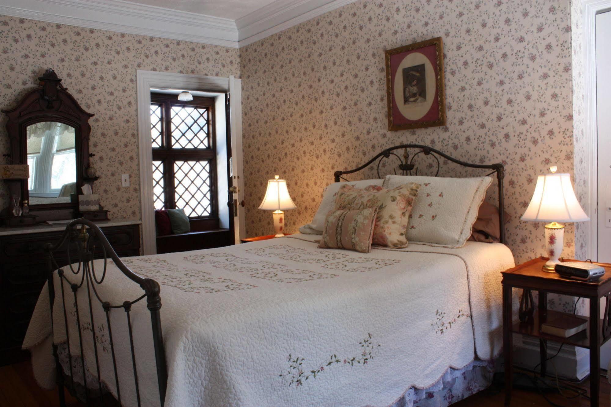 Manor House Bed & Breakfast Norfolk Экстерьер фото