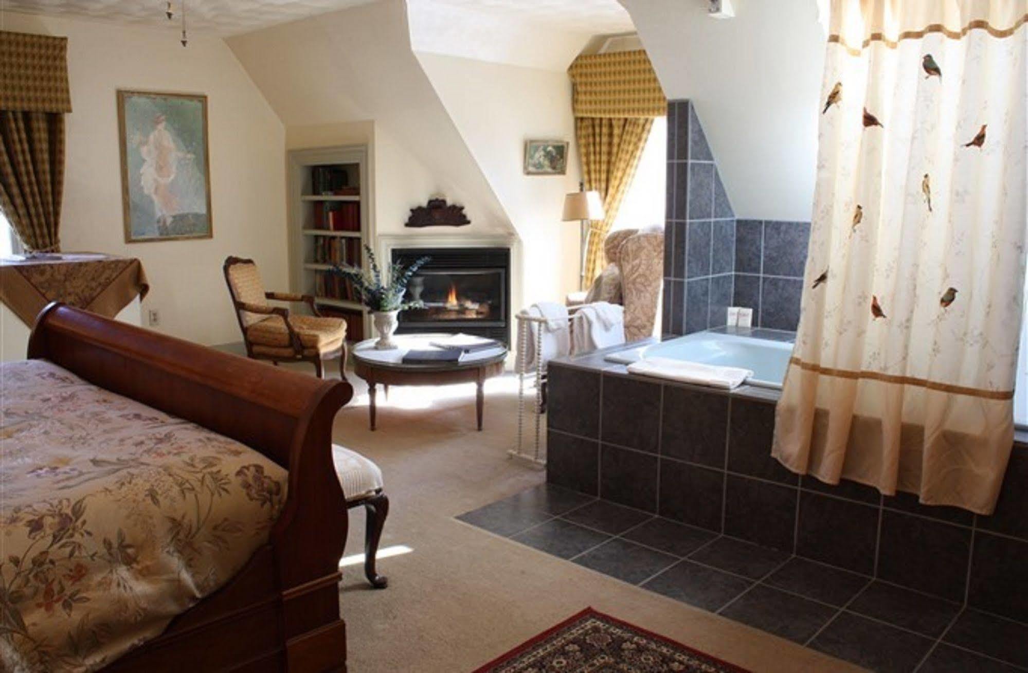Manor House Bed & Breakfast Norfolk Экстерьер фото